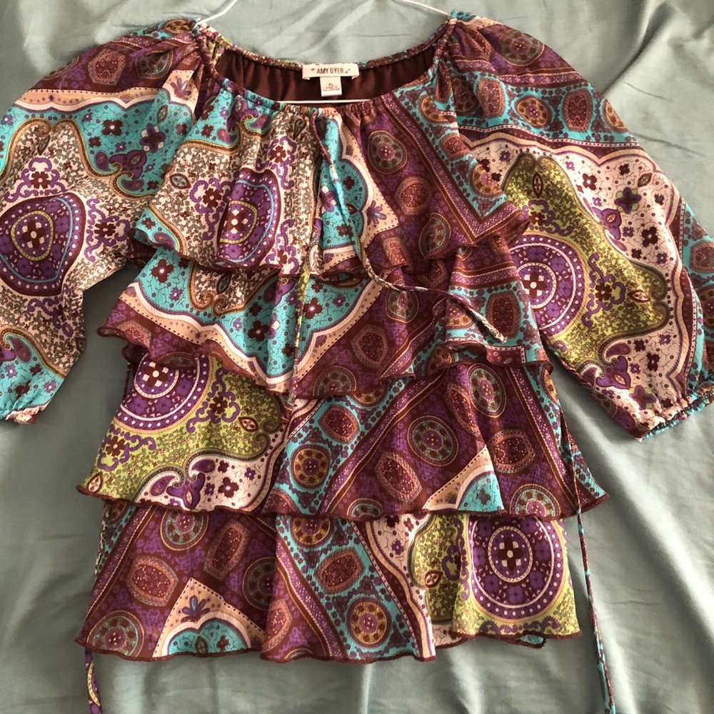 Girls blouse that is very cute!!